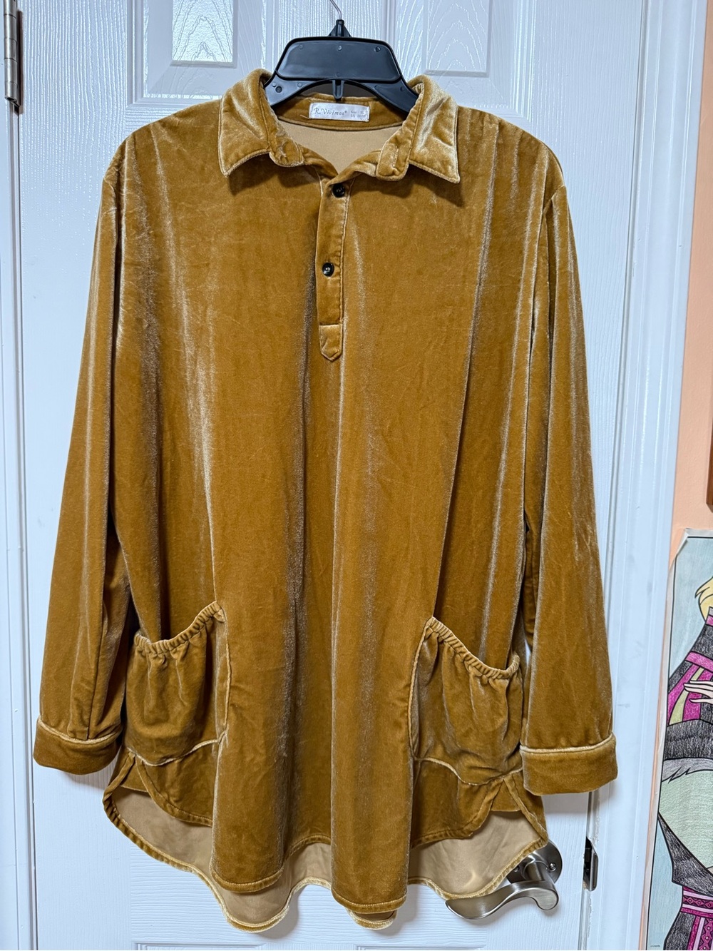 Velvet Long-Sleeve Tunic Top in Mustard
